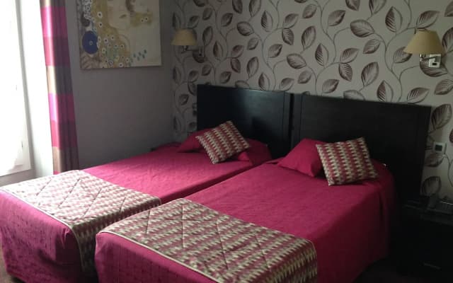 Hotel Carladez Cambronne - photo 3