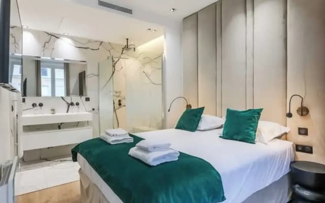 Superb AC Apartment Center of Paris - photo 3