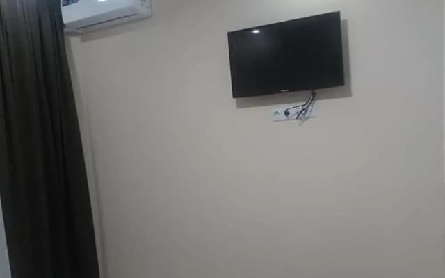 M&M Hotel - photo 4