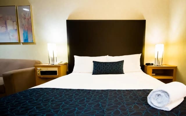 Sandown Regency - photo 5