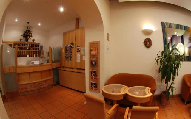 EA Hotel Tosca - photo 2