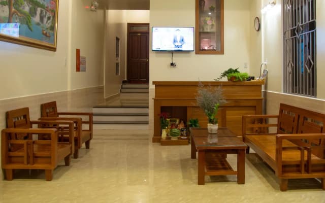 HT Riverside Homestay - photo 2