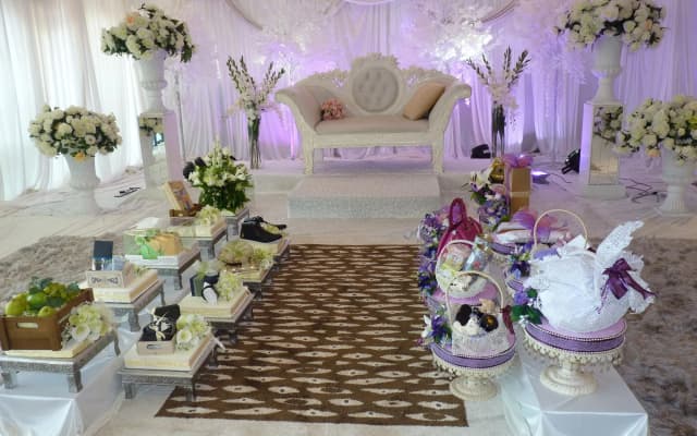 Roof Garden Hotel - photo 2