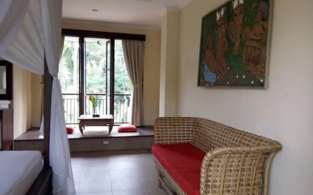 Manada Guesthouse - photo 4