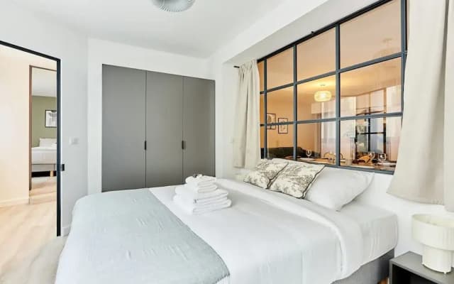 New Apartment Saint Germain Invalides - photo 3