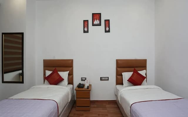 Amora - photo 2