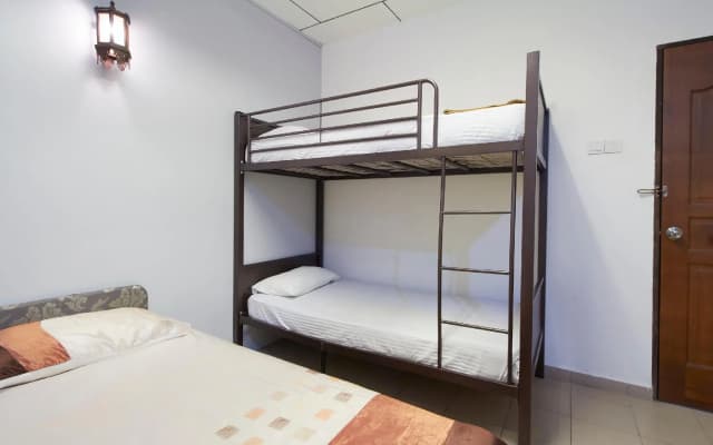 G99 Hotel - photo 3