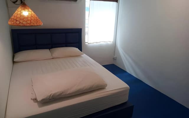 Arawana Hostel Silom - photo 4