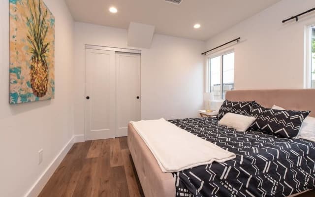 Newly Remodeled 3 BDR House Near Dodgers Stadium - photo 5
