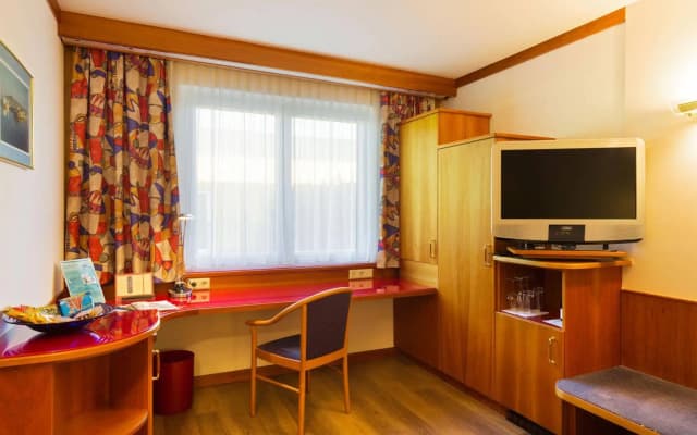 Vienna Sporthotel - photo 5