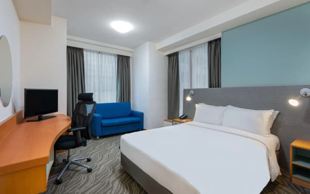 Holiday Inn Express Causeway Bay Hong Kong by IHG - photo 3
