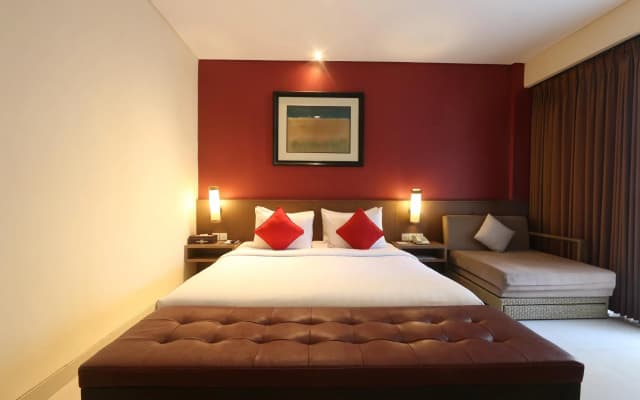 Grand La Walon Hotel - photo 3
