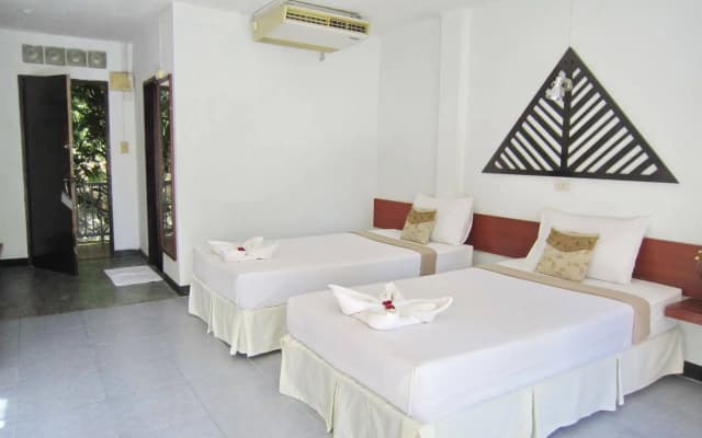 Thaniza Beachfront Resort - photo 3