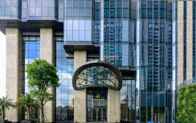 Celavie Services Apartments Vinhomes & Landmark 81 - photo 3