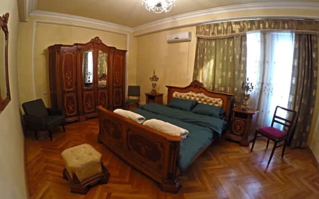 Classical Green Hostel - photo 3