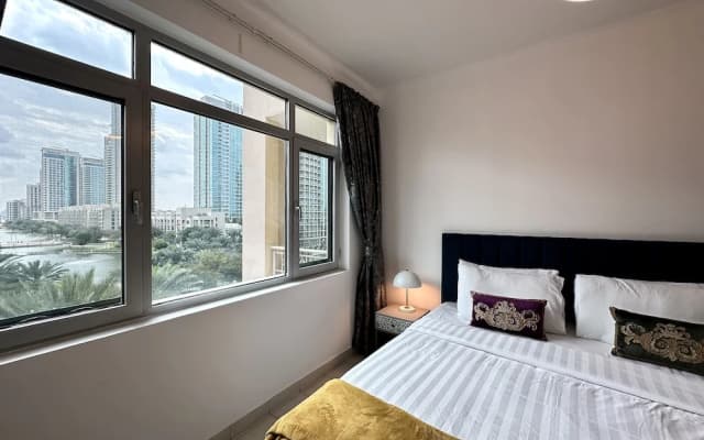 Lux BnB I Una Tower I Lakes View - photo 4