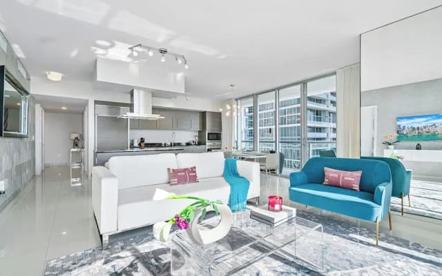 Miami Vacation Rentals - Brickell - photo 2