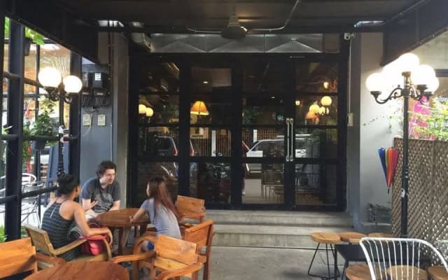 Nimman Nest Hostel & Cafe - photo 5