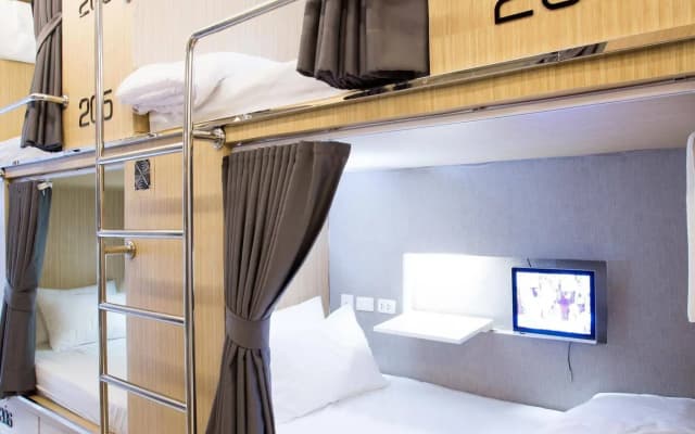 Sleep Lab Hostel - photo 4