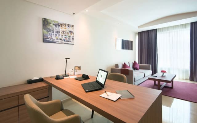 Olive Tree Hotel - photo 4