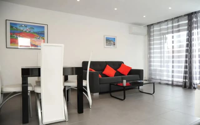 Suite 40 - Five Stars Holiday House - photo 3