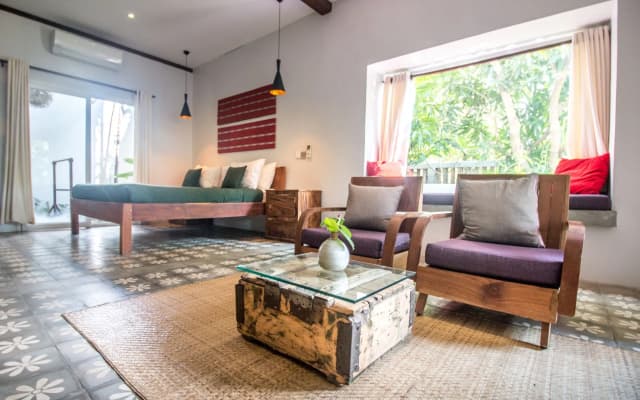 Isann Lodge - photo 2