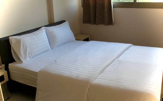 Laguna Beach Resort - photo 2