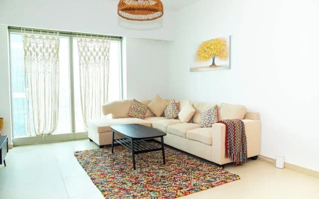 Bloomfields Cozy 1BR in Gate Tower - photo 4