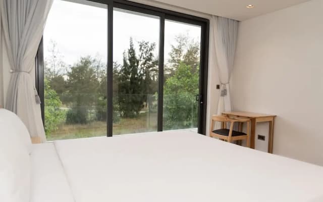 The Five - Ocean Villas Da Nang - photo 3