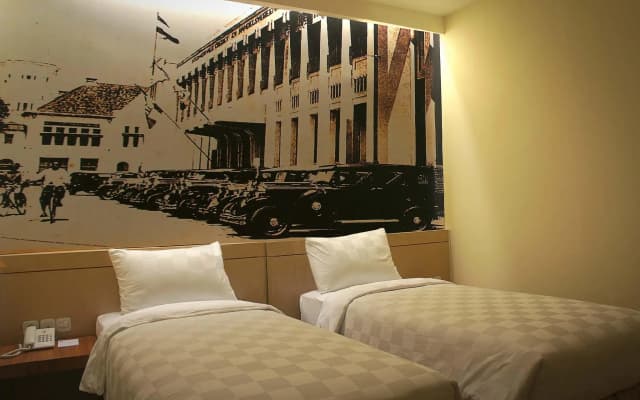 Hotel Feodora Grogol - photo 4
