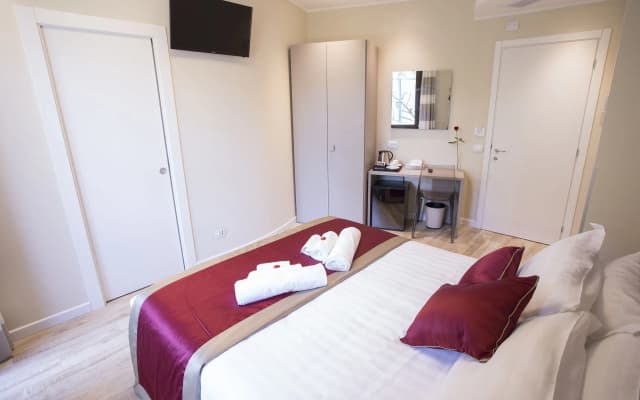 Leonardo Da Vinci Guest House - photo 3