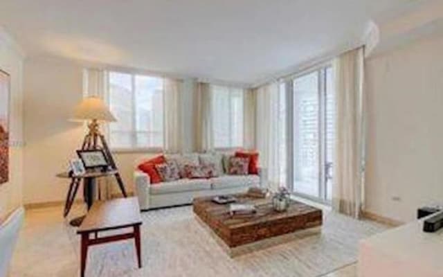 Beautiful Miami Brickell 2 Bedroom 2 Bathroom Apartment in the Sky Sleeps 4 - photo 5