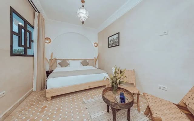 Riad Valentine - photo 5
