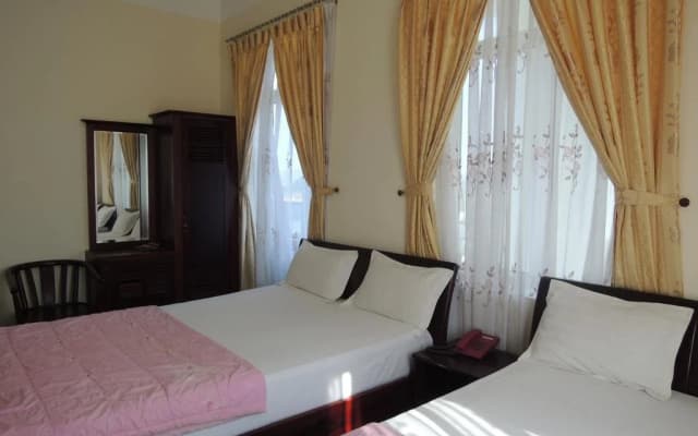 Tuan Thuy Hotel - photo 2