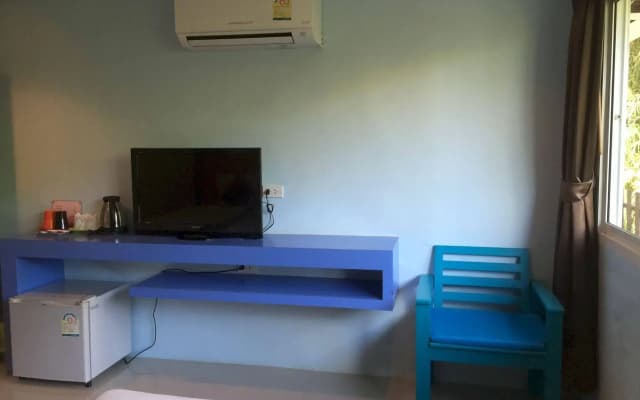 Krabi Serene Loft Hotel - photo 2