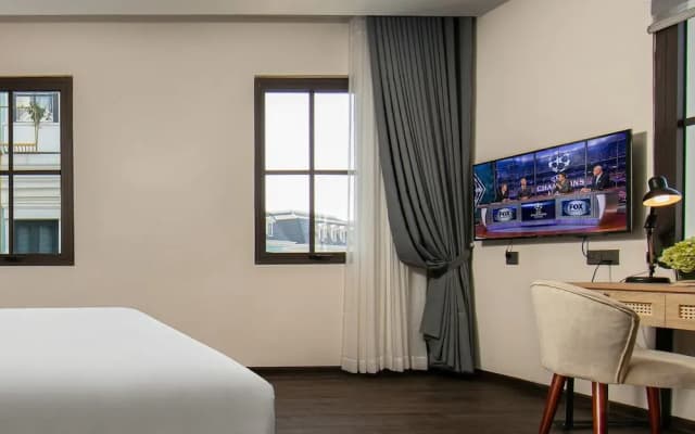 Green Suites Hotel Ha Long - photo 5