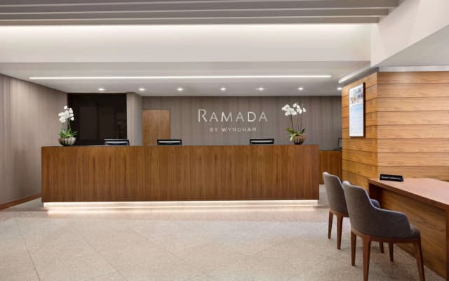 Ramada by Wyndham Lisbon - photo 2
