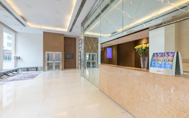 Silka Seaview Hotel - photo 2