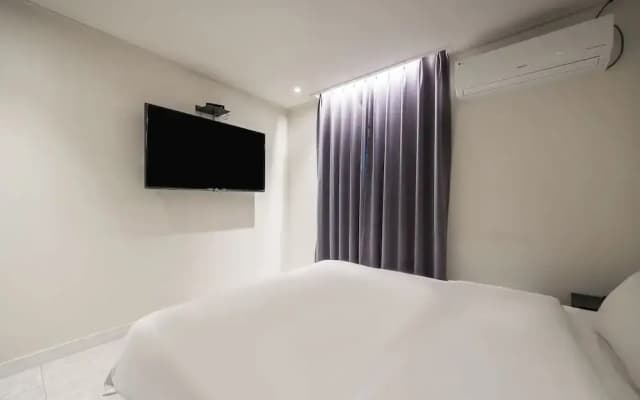 Greaten Hotel - photo 3
