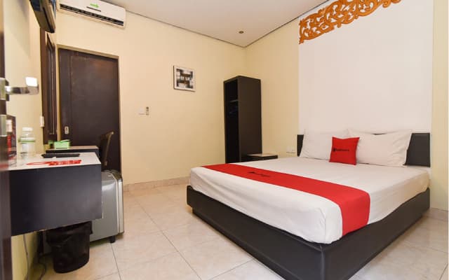 RedDoorz near Ngurah Rai Airport - photo 4