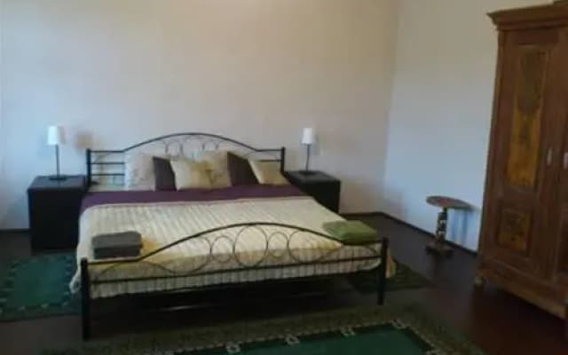 Castle Court Apartman - photo 2