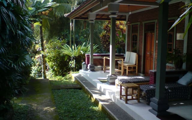 Suastika Lodge - photo 5
