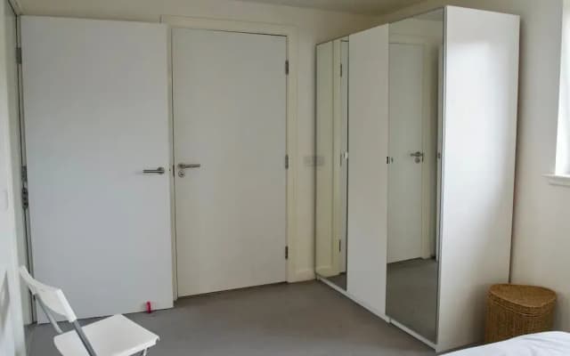 Modern 2 Bedroom Apartment With Parking - photo 4