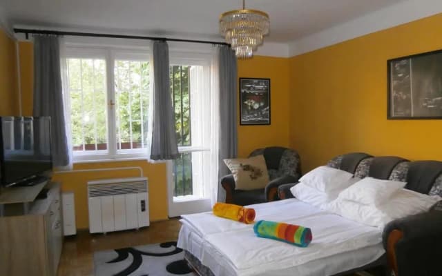 Highland Apartment - photo 2