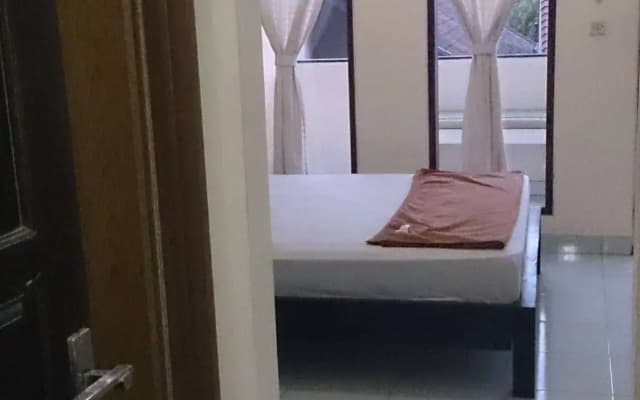 佩莫干登巴萨红门旅馆(RedDoorz @ Pemogan Denpasar) - photo 4