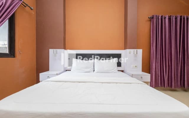 Star Hotel Jaksa RedPartner - photo 3