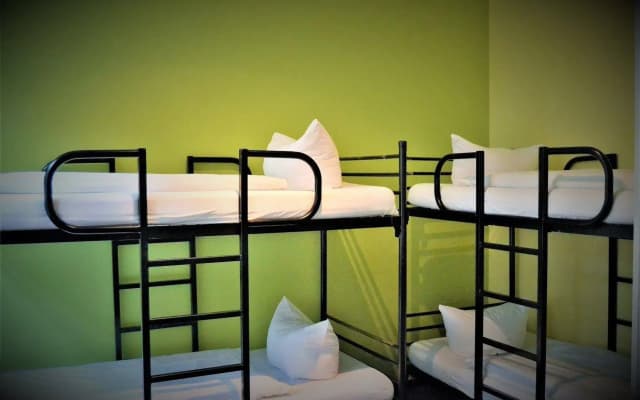 Singer109 Hotel & Hostel - photo 4