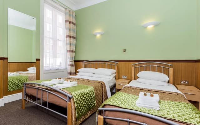 Gower House Hotel - photo 2