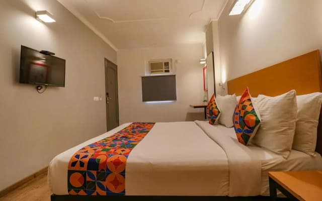 Fabhotel Lord Inn - photo 3