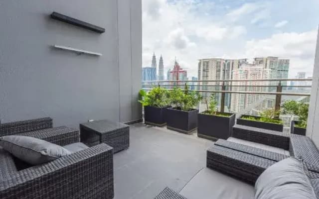Expressionz Professional KLCC Suites BY EC - photo 5